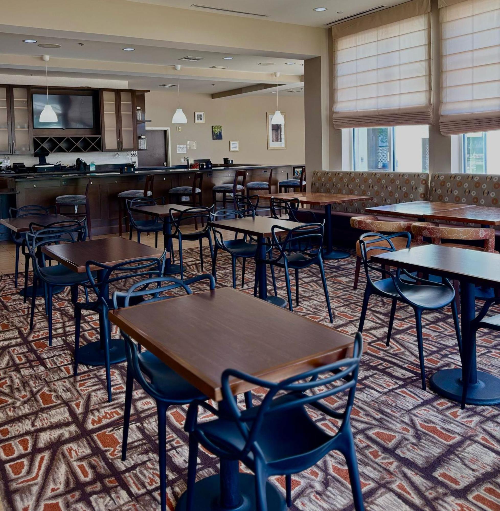 Kozy Hotel Houston North Westfield Exterior photo